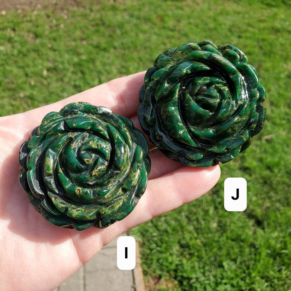 Chunky Emerald Flower Carving - Heals Heart Chakra, Compassion, Acceptance, Wisdom, Confidence - Green Crystal Rose Healing Gemstone