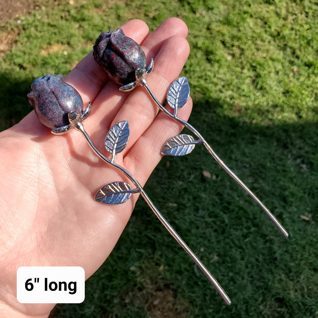 Small Ruby Kyanite Rose on Metal Stem with UV Light - Focus, Positivity, Balance Emotions - Crystal Flower Glowing Reactive Stone