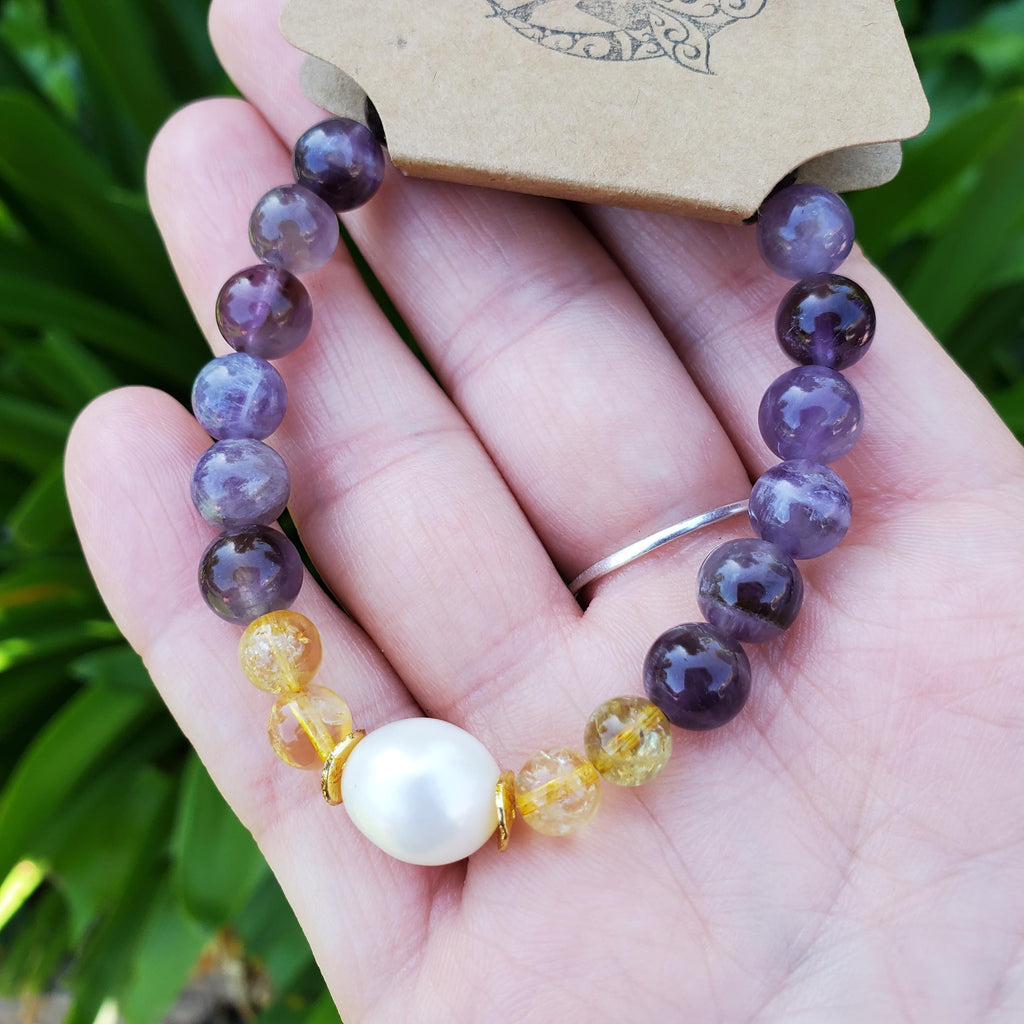 Empowering Crystal Bracelet with Amethyst, Citrine and Mother Pearl - Bring Harmony, Release Fear & Manifest - Handmade Crystal Jewelry