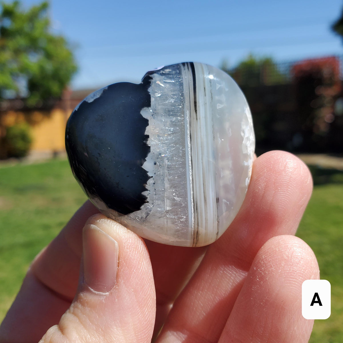 Small Black Agate Heart 1.70" - Grounding, Protection, Peace, Centering, New Beginnings - Agate Crystal Heart Healing Gemstone