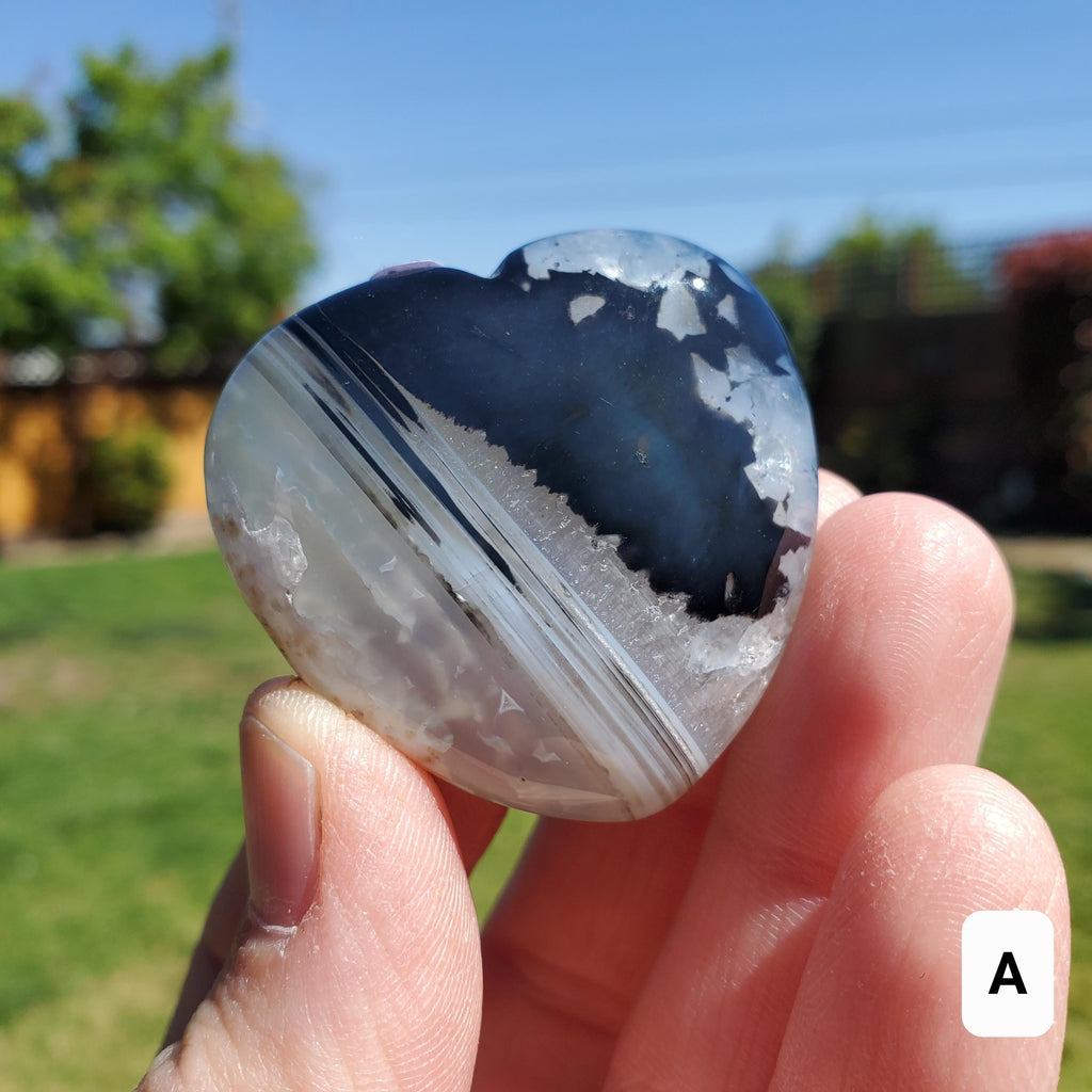Small Black Agate Heart 1.70" - Grounding, Protection, Peace, Centering, New Beginnings - Agate Crystal Heart Healing Gemstone