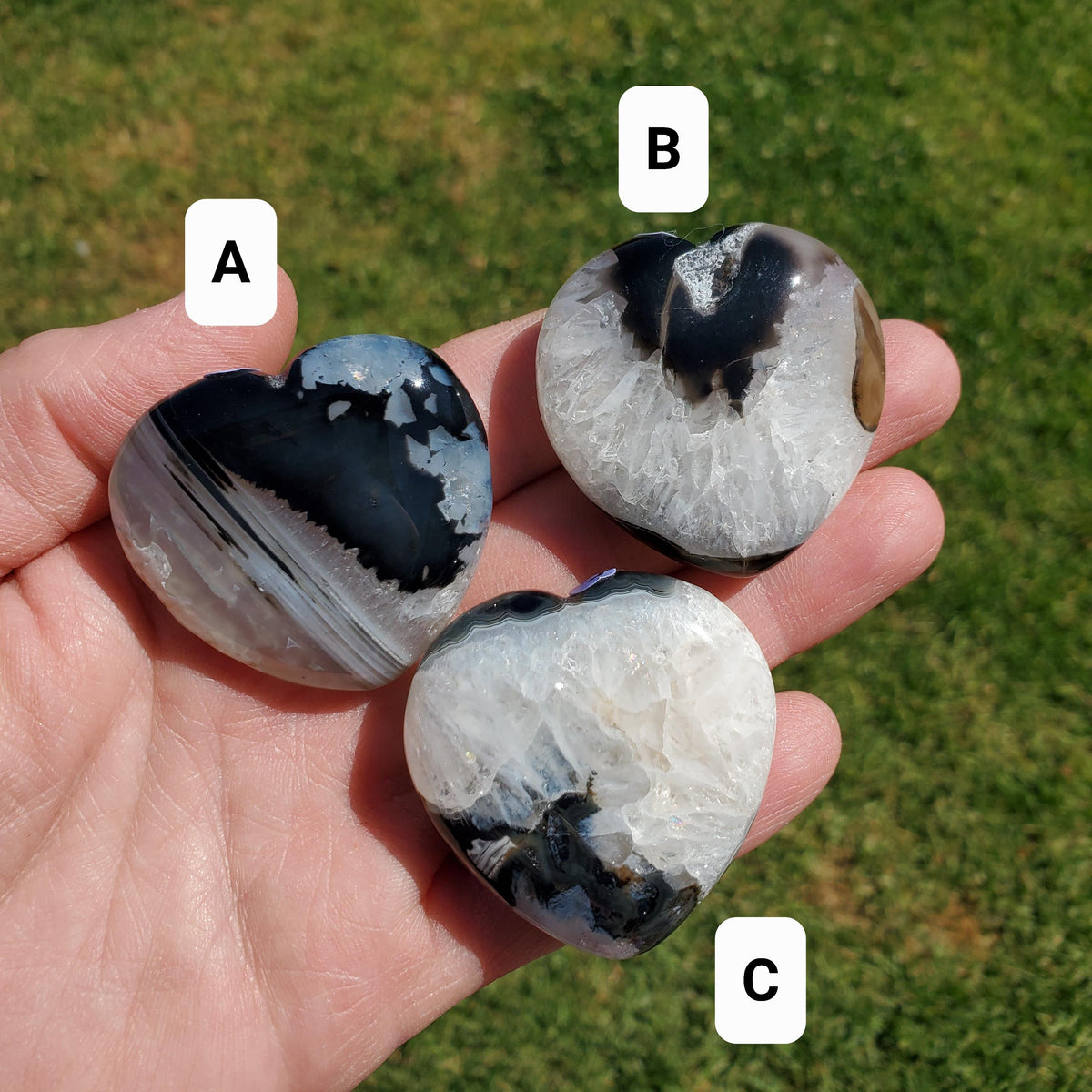 Small Black Agate Heart 1.70" - Grounding, Protection, Peace, Centering, New Beginnings - Agate Crystal Heart Healing Gemstone
