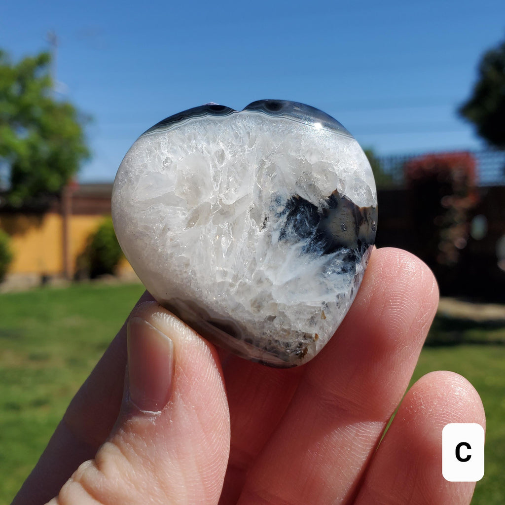 Small Black Agate Heart 1.70" - Grounding, Protection, Peace, Centering, New Beginnings - Agate Crystal Heart Healing Gemstone