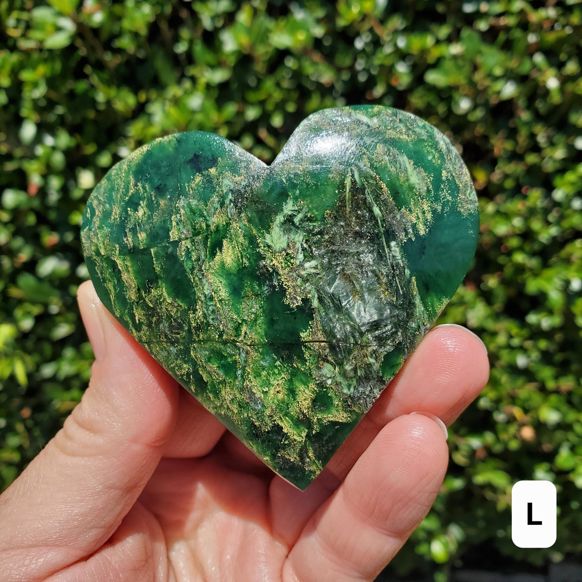 Emerald Heart - Heals Heart Chakra, Compassion, Acceptance, Wisdom, Confidence - Green Emerald Crystal Heart Healing Gemstones