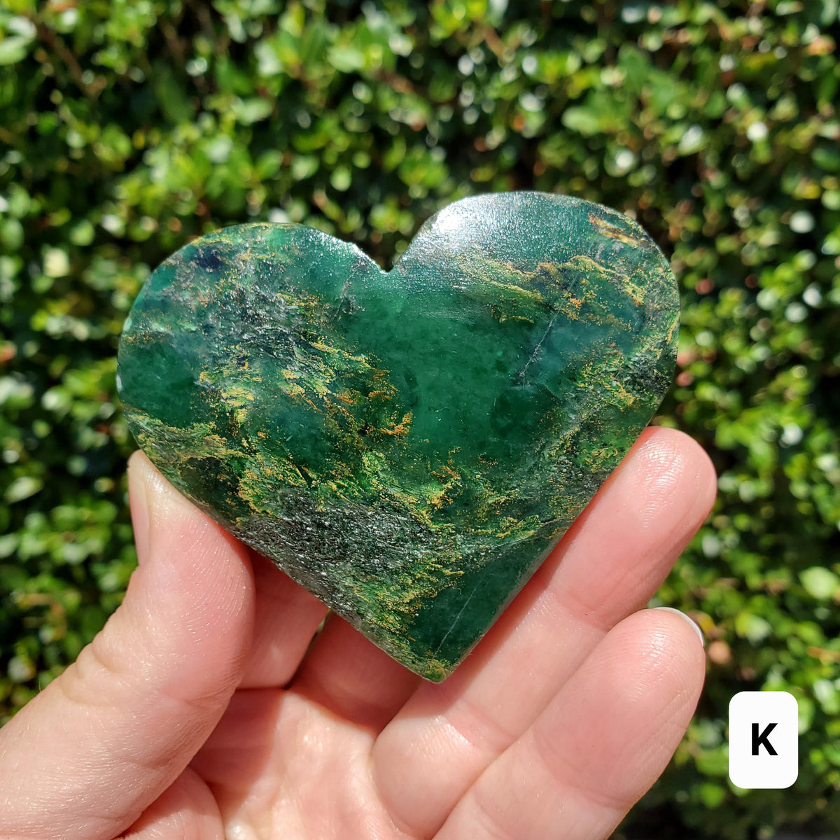 Emerald Heart - Heals Heart Chakra, Compassion, Acceptance, Wisdom, Confidence - Green Emerald Crystal Heart Healing Gemstones