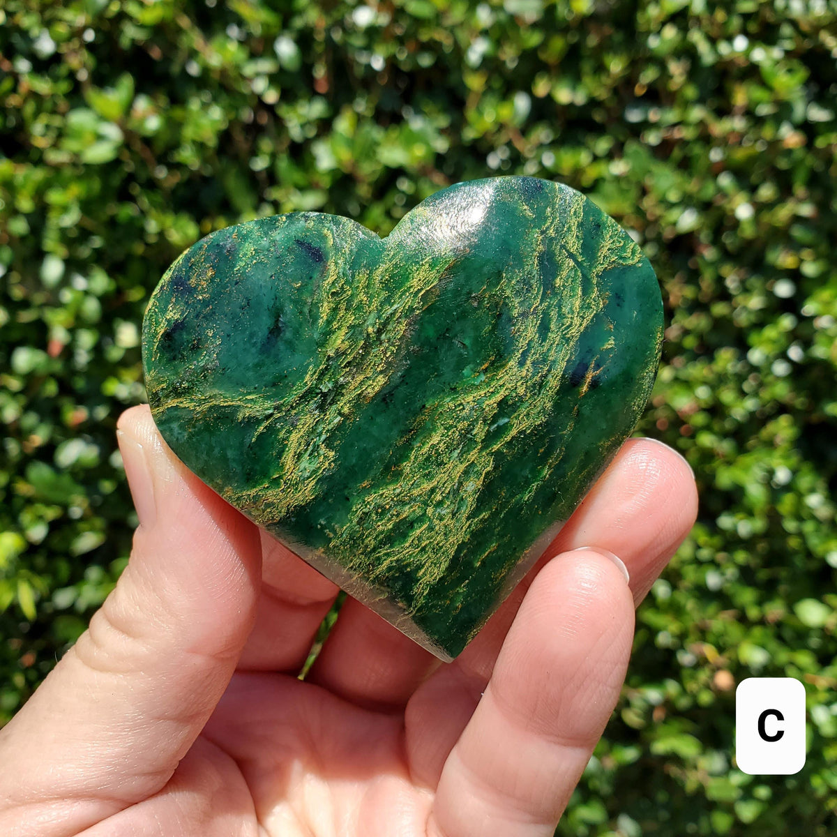 Emerald Heart - Heals Heart Chakra, Compassion, Acceptance, Wisdom, Confidence - Green Emerald Crystal Heart Healing Gemstones