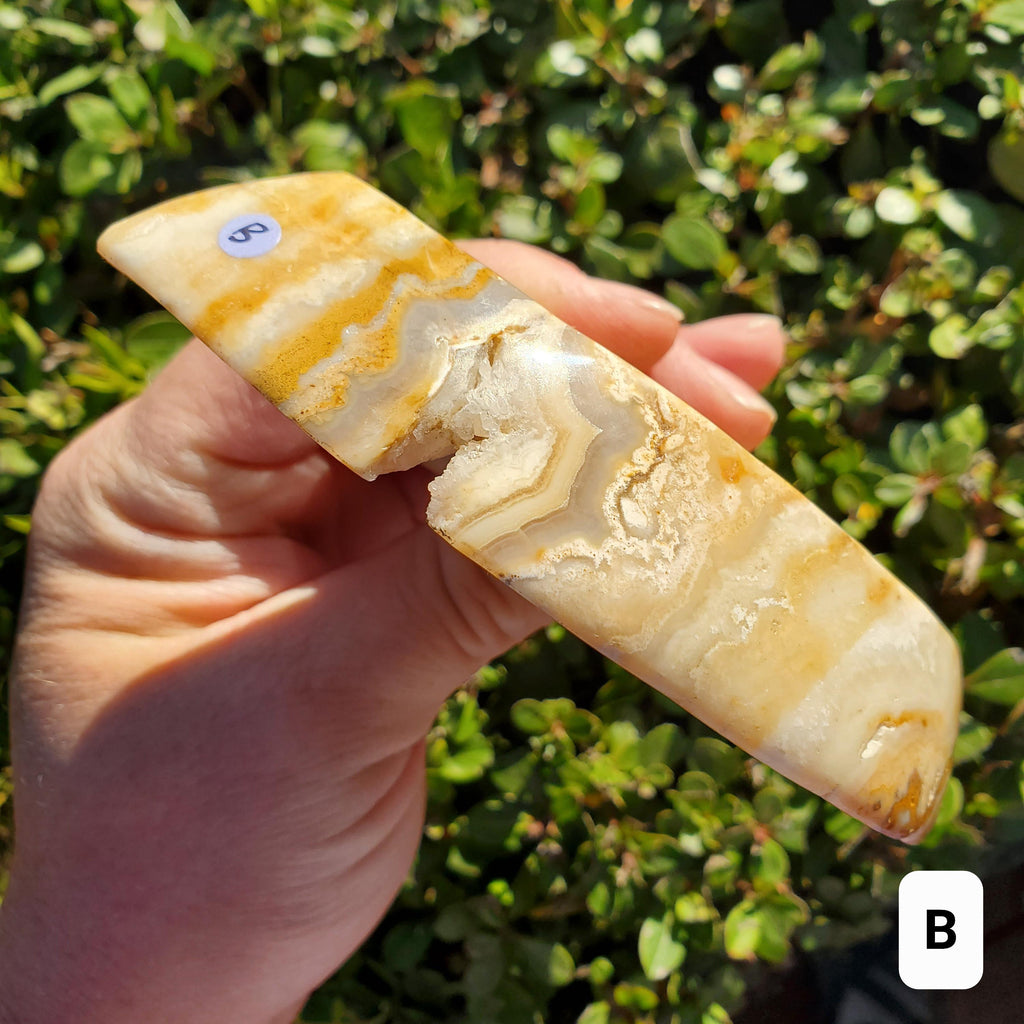 Yellow Lace Agate Crescent Moon Tray - Strength, Courage, Emotional Stability - Crystal Moon Trinket Dish Healing Gemstone