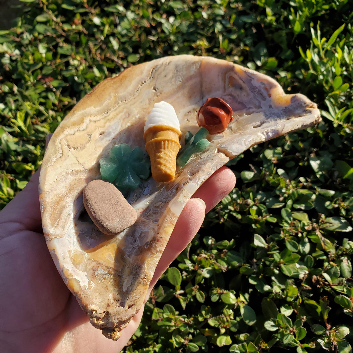 Yellow Lace Agate Crescent Moon Tray - Strength, Courage, Emotional Stability - Crystal Moon Trinket Dish Healing Gemstone
