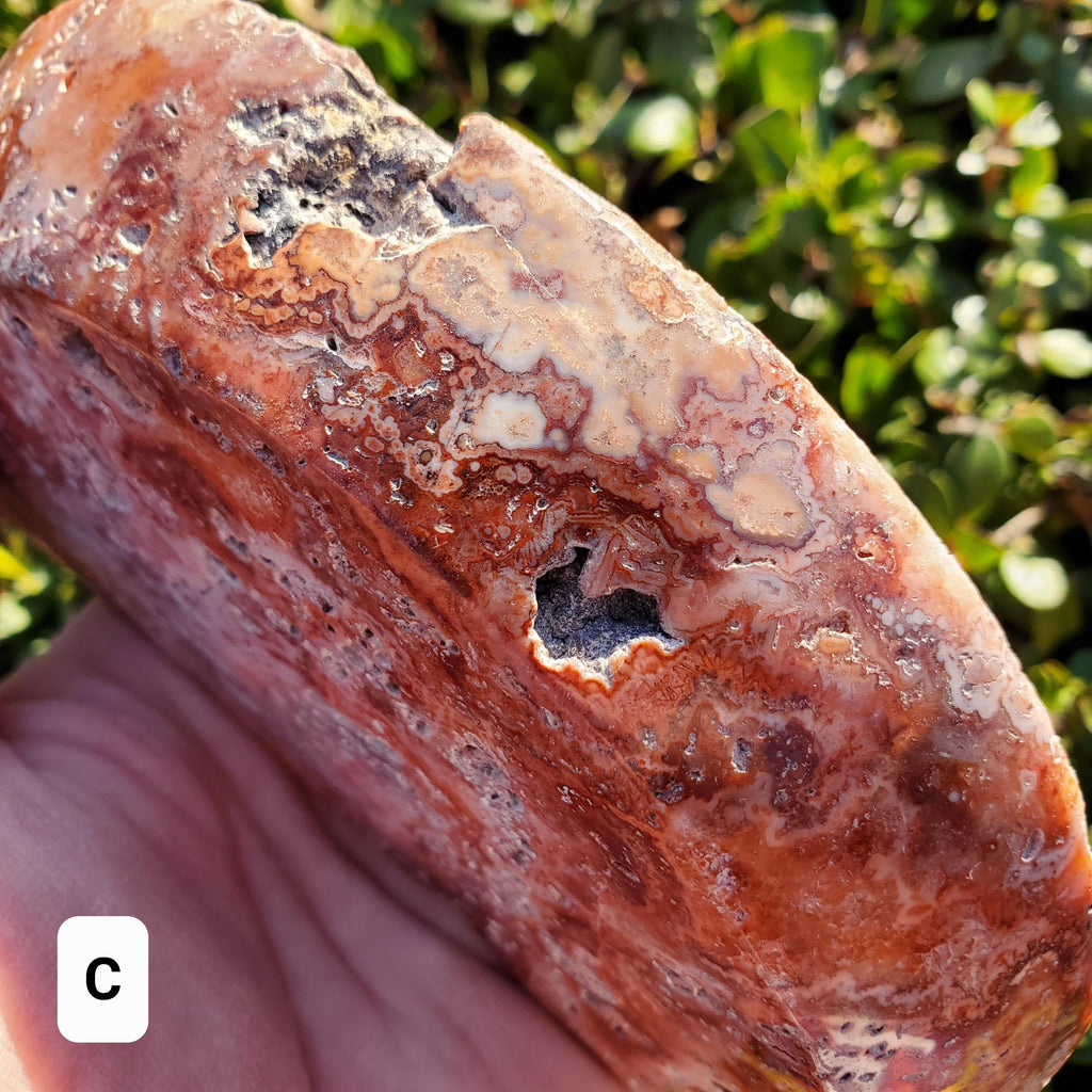 Pink Lace Agate Crescent Moon Tray- Balance Physical, Mental, Emotional - Agate Crystal Moon Display Tray for Trinkets Healing Decor