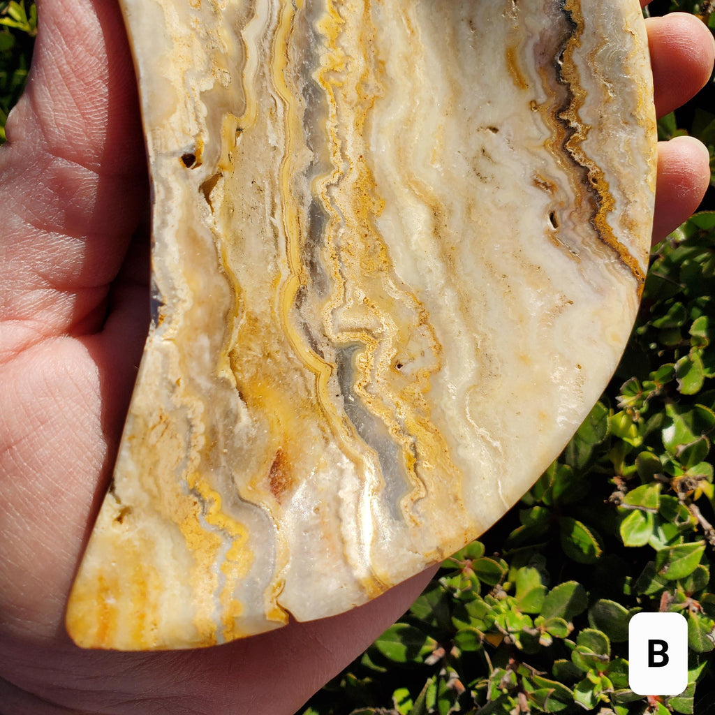 Yellow Lace Agate Crescent Moon Tray - Strength, Courage, Emotional Stability - Crystal Moon Trinket Dish Healing Gemstone
