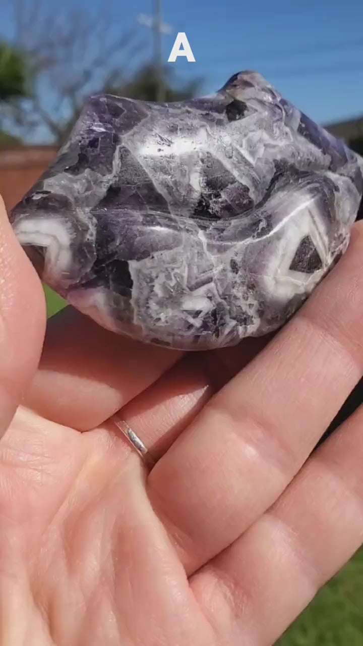 Dream Amethyst Lips - Calming, Energetic Protection, Positivity, Spiritual Connection - 3" Purple Amethyst Crystal Lips Healing Gemstones