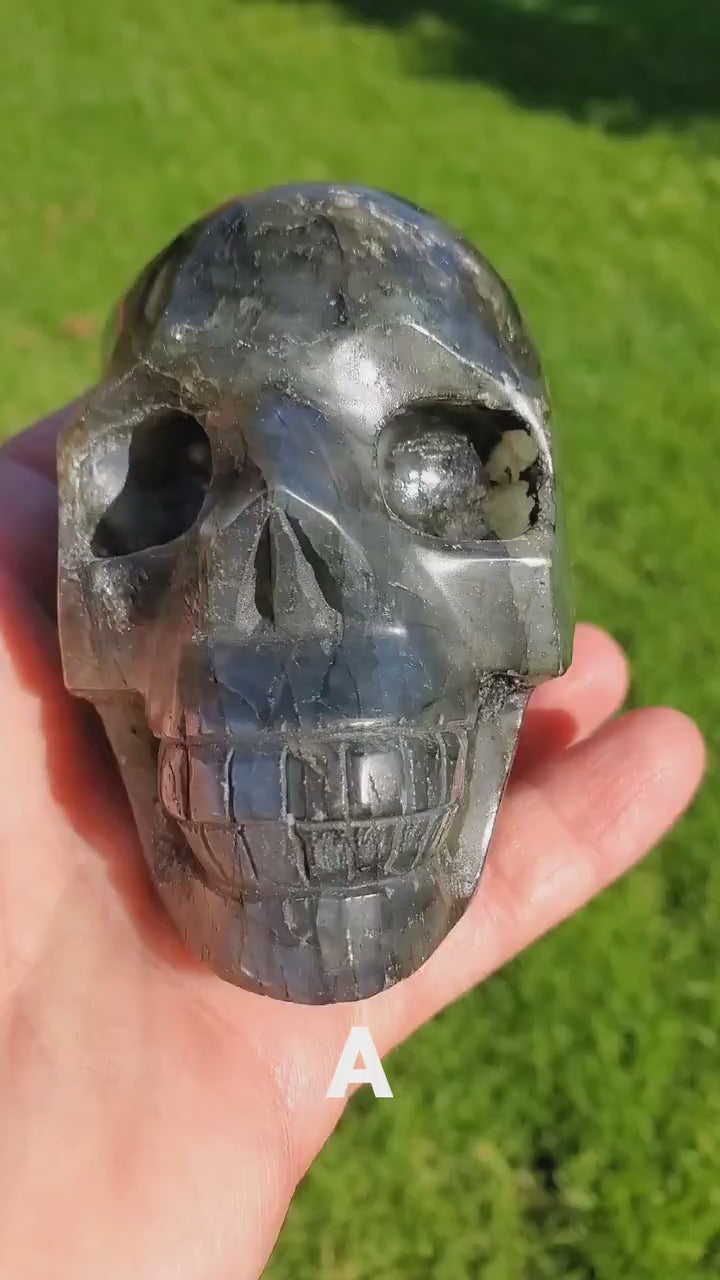 Flashy Labradorite Skull - Awareness, Connection, Intuition, Wisdom - 3.5" Labradorite Healing Crystal Lab Skull Carving