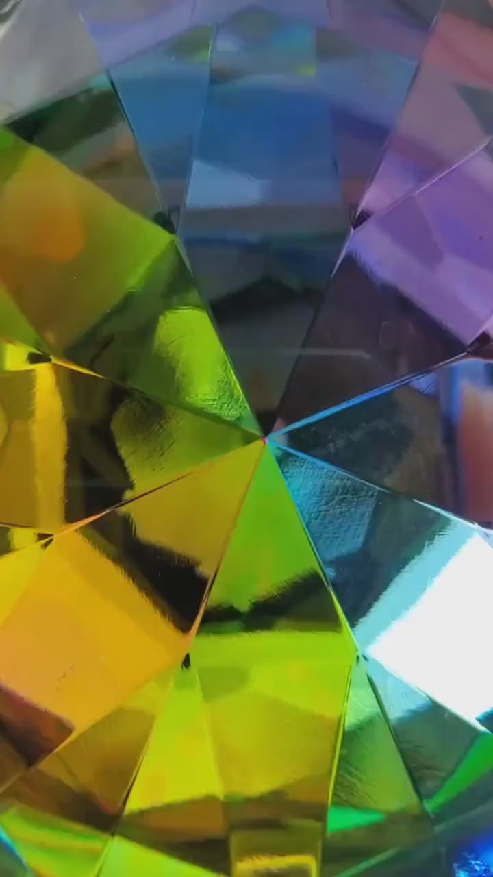 Aura Glass Faceted Diamond - Beautiful Light Reflecting Diamond - Paper Weight, Vanity, Desk, Office, Home Decor, Rainbow Diamond Suncatcher